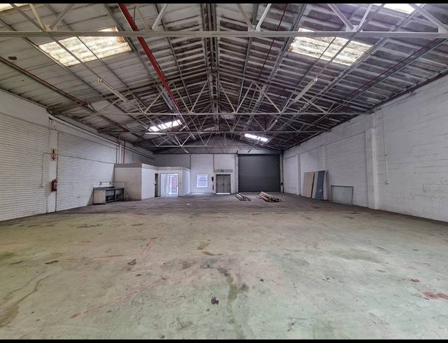 319M² WAREHOUSE TO LET IN BELLVILLE SOUTH
